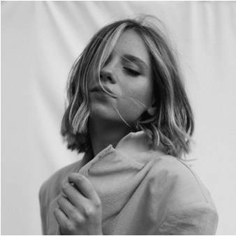 <span  class="uc_style_uc_client_testimonial_carousel_elementor_uc_items_attribute_title" style="color:#FFFFFF;">קרן בצלאל </span>